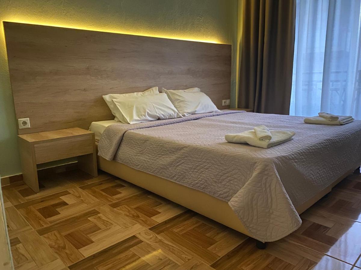 Moudania Mare Hotel Nea Moudania Ngoại thất bức ảnh